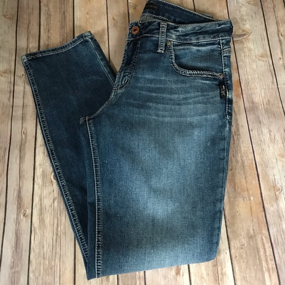 ❣️Silver Jeans❣️ - Picture 2 of 5